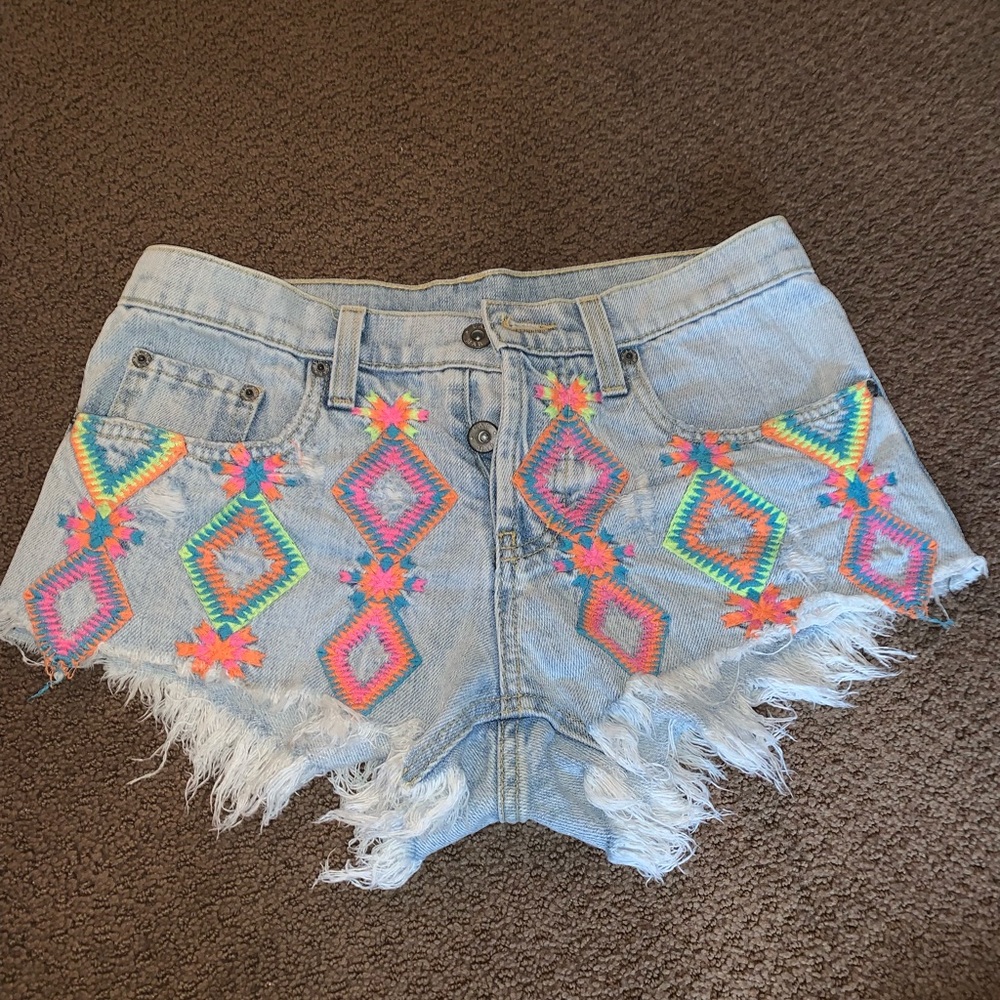 LF Jean shorts with a pop of color!